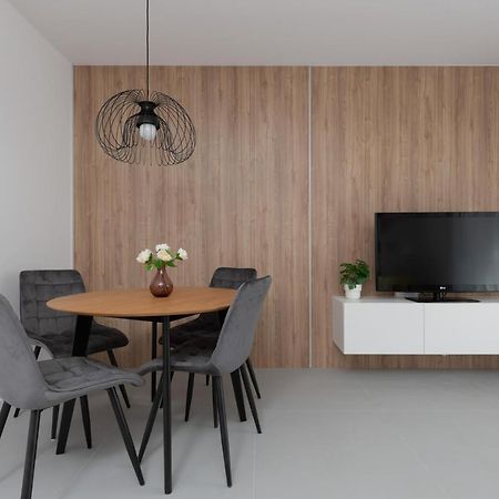 وارسو Nowe Bemowo Apartment By Renters المظهر الخارجي الصورة