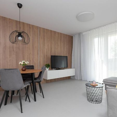 وارسو Nowe Bemowo Apartment By Renters المظهر الخارجي الصورة