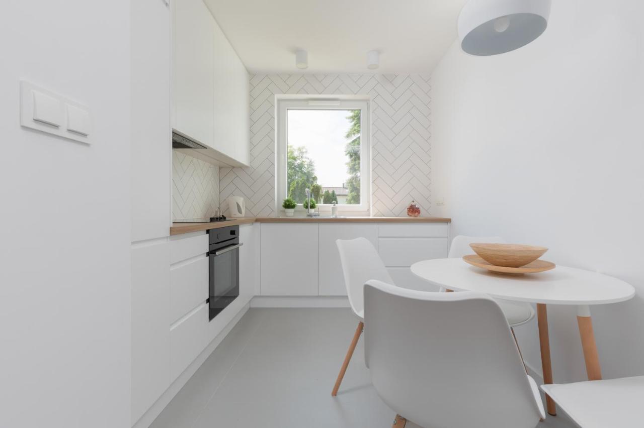 وارسو Nowe Bemowo Apartment By Renters المظهر الخارجي الصورة